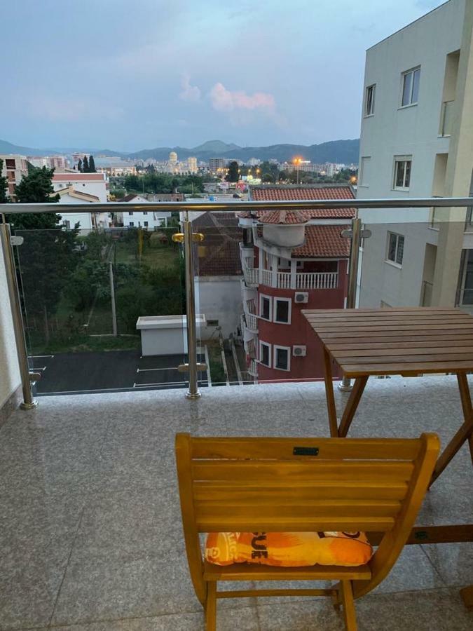 Luda Kuca Apartment Bar Ngoại thất bức ảnh